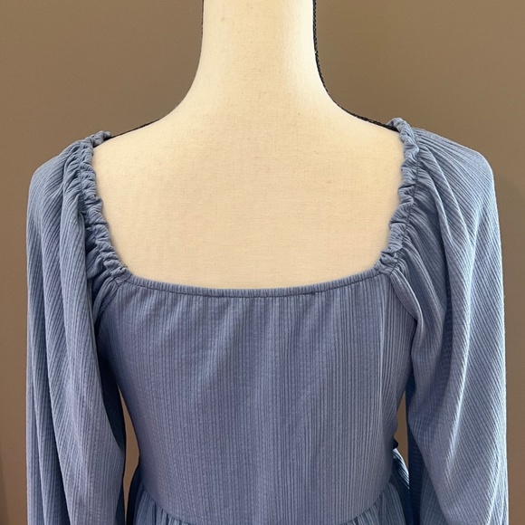 Altar'd State Denim Blue Blouse, Boho, Ruffle Sleeve, Ruched Bust, Size Large - Picture 4 of 11